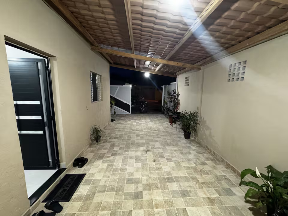 a8e051e9-2a48-4938-b3b5-4c6b58ee042b