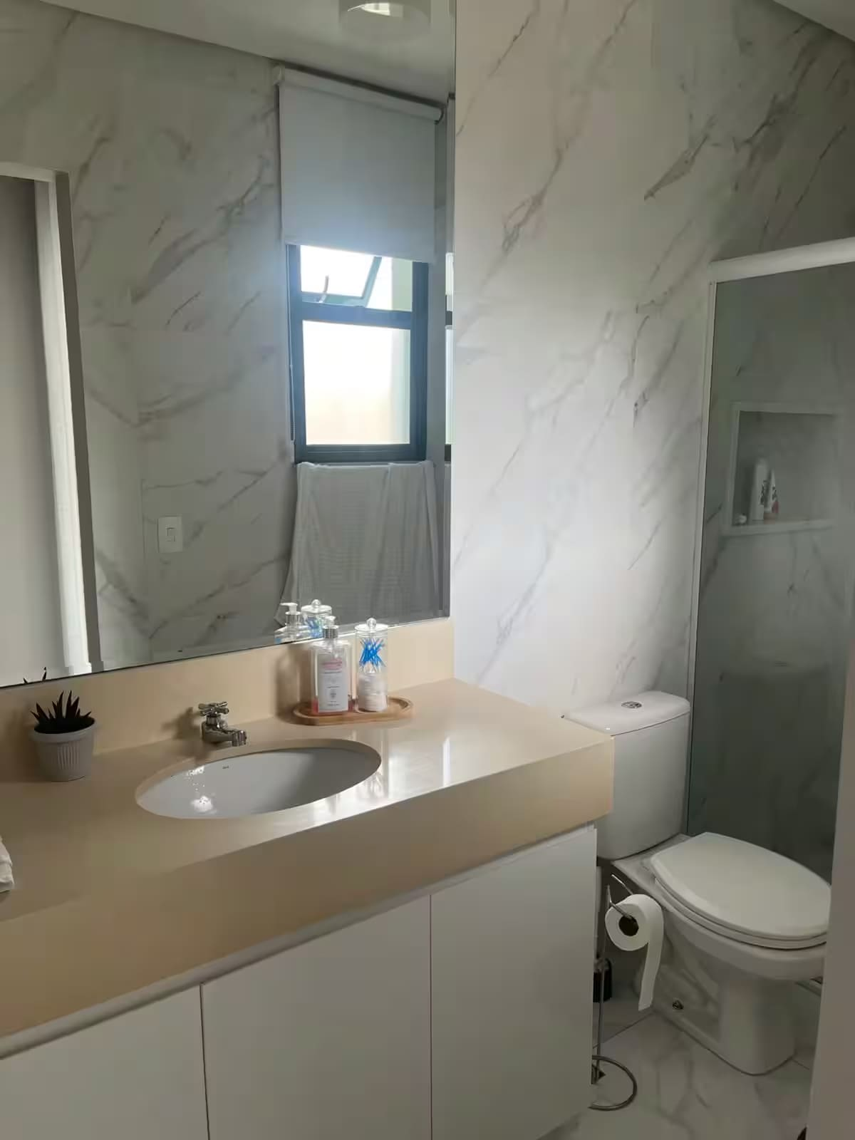 dba193ec-6bfc-4cd7-9f69-6390dbd96bab